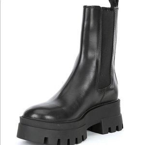 Gb Down-town Leather Chelsea Chunky Lug Sole Platform Bootie